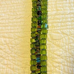 Glass bead bracelet